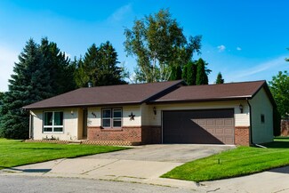 481 Springbrook Ct, Mayville, WI 53050