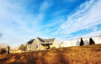 410 South St, Fairfax, MO 64446