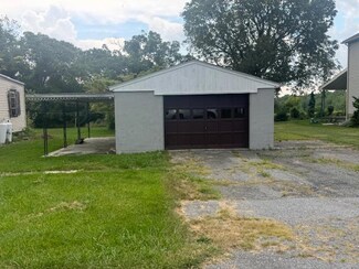 5148 Washington Ave, Whitehall, PA 18052