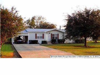 8664 Lebeau Rd, Livonia, LA 70755
