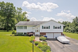 597 Ridge Rd, Vestal, NY 13850