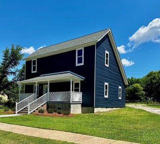 305 Maple St, Abbeville, SC 29620