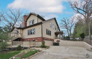 670 South Rd, Palatine, IL 60074