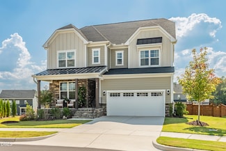 245 N Crest Dr, Chapel Hill, NC 27517