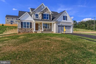 6004 Camden Ct, Harrisburg, PA 17112