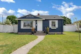 5604 N Oak St, Spokane, WA 99205