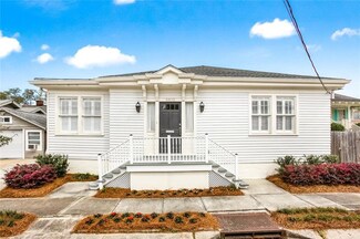 5835 Clara St, New Orleans, LA 70115