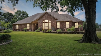12920 E 183rd St S, Bixby, OK 74008