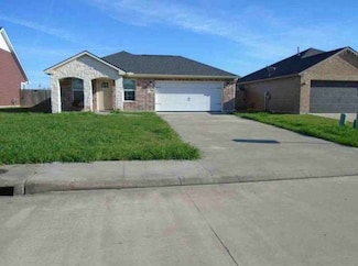 2620 Saint Helena St, Beaumont, TX 77703