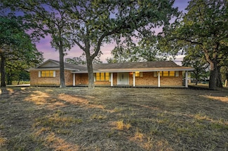 5000 Highpoint Pkwy, Burleson, TX 76028