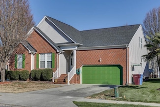 2001 Kelsey Bay Ct, Chesapeake, VA 23323