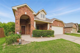 8117 Hickory Upland Dr, Fort Worth, TX 76131