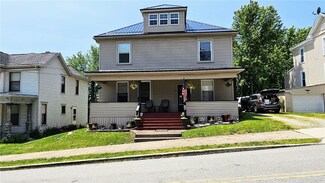 115 Wayne St, Claysville, PA 15323
