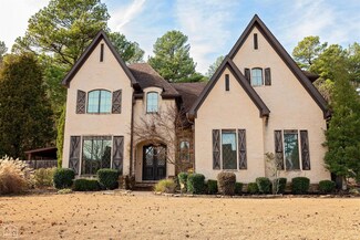 2201 Masters Dr, Jonesboro, AR 72404