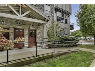 7959 NE Rockne Way, Hillsboro, OR 97006