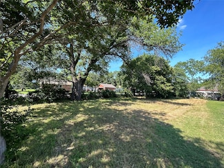 3806 Maybeth St, Dallas, TX 75212