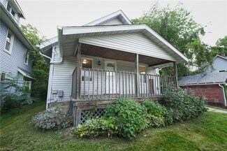 2104 4th St SW, Akron, OH 44314