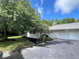 5861 Goodrich Rd Unit 7C, Clarence Center, NY 14032