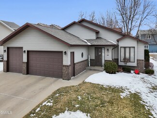 1105 4th Ave NE, Mandan, ND 58554