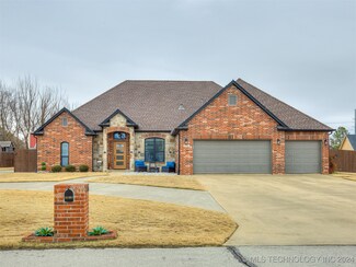 21481 E 105th St S, Broken Arrow, OK 74014