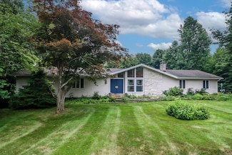 118 Pulaski Hwy, Ansonia, CT 06401