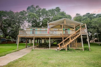 143 Private Road 652, Bay City, TX 77414
