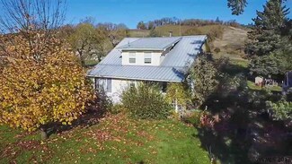 6505 SE Amity Rd, Amity, OR 97101