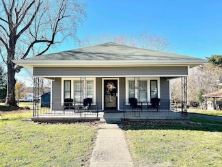 3415 Washington Ave, Bedford, IN 47421