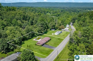 3573 Old Mill Rd, Slatington, PA 18080