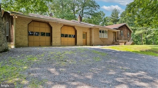 368 Jaguar Dr, Inwood, WV 25428