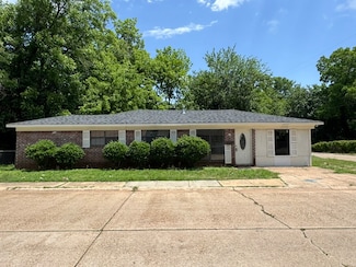2553 Evans St, Bossier City, LA 71112