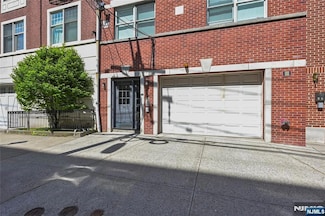 86 Clinton St Unit 4, Hoboken, NJ 07030