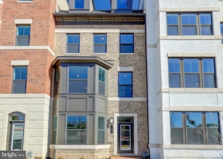 104 Market Square NW Unit 27, Vienna, VA 22180