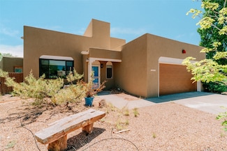 4144 Cheyenne Cir, Santa Fe, NM 87507