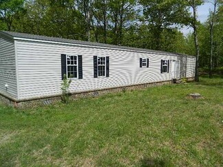 4860 Armour Dr, Somerville, TN 38068