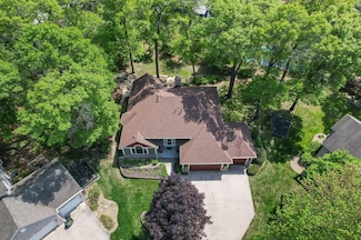 146 White Pine Cir, Circle Pines, MN 55014