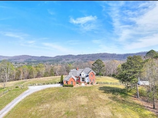 139 Harris Ln, Lafayette, GA 30728