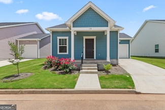 118 Lenox Cir, Lagrange, GA 30241