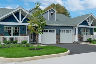10 Juniper Place, Bohemia, NY 11716