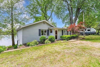 9465 E 1000 N, Syracuse, IN 46567