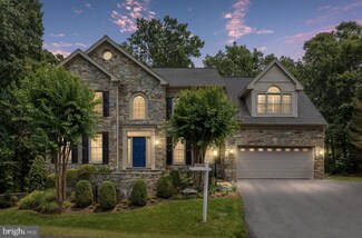 6706 Rock Fall Ct, Clifton, VA 20124