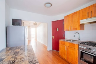 488 9th Ave Unit 3S, New York, NY 10018