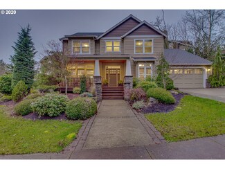10221 SE Crescent Ridge Loop, Happy Valley, OR 97086