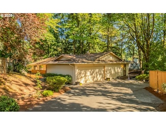 50 Touchstone, Lake Oswego, OR 97035