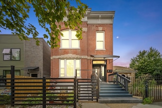 2921 W Jackson Blvd, Chicago, IL 60612
