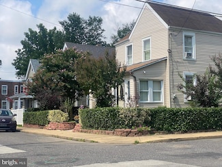7412 Cedar Ln, Elkins Park, PA 19027