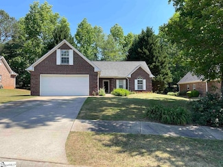 619 Heathrow Ct, Moore, SC 29369