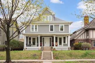 749 Linwood Ave, Saint Paul, MN 55105