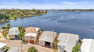 33 N Starboard Dr, Venice, FL 34285