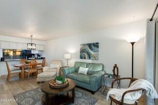 446 S 77th St, Mesa, AZ 85208